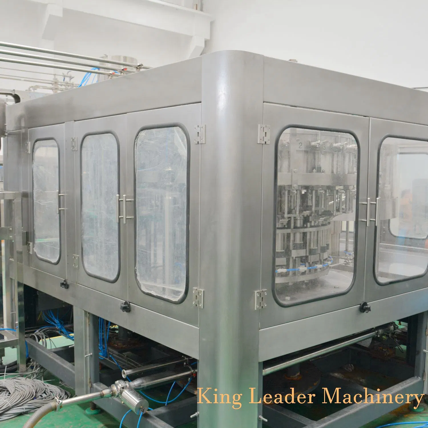 Small Pet Bottle CSD Carbonated Soft Drink Beverage Filling Machine