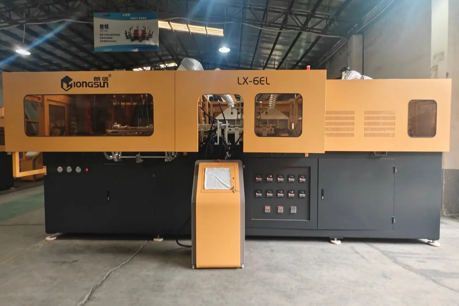 High-Efficiency Automatic Pet Bottle Blowing Machinery, Blow Moulding Device for Fruit Juice Cooking Oil Plastic Can 800ml 1L 2L 10L ISO9001 Factory Direct