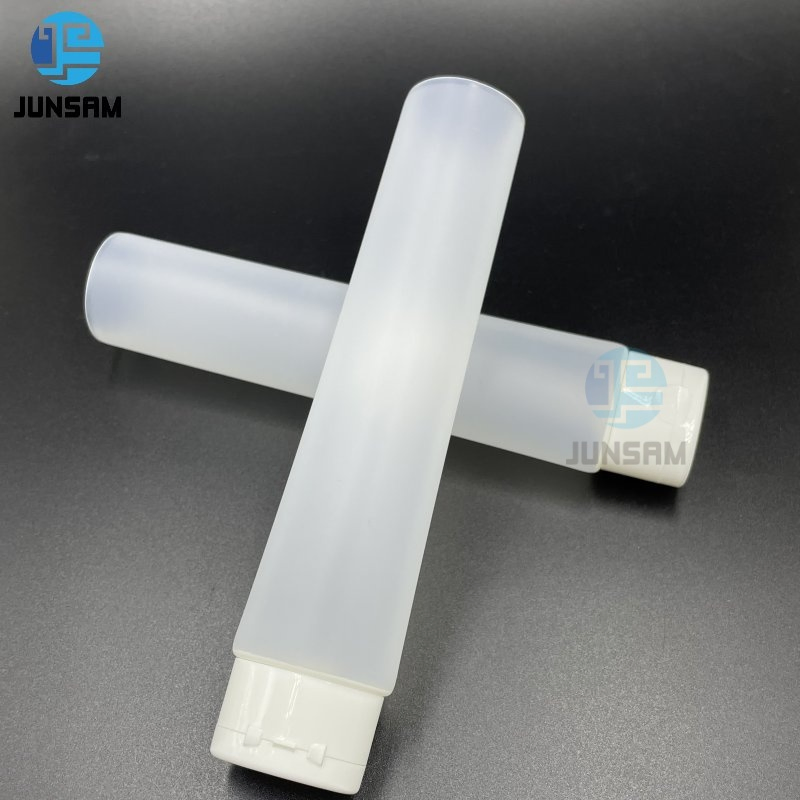 Translucent Plastic Tube with Twist Cap for Packaging