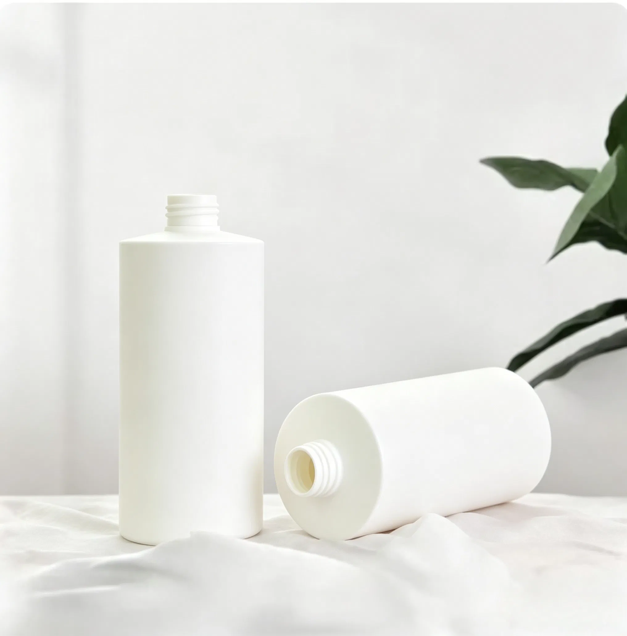 Empty Plastic Spray Pet Plastic Bottle Lotion Pump Cosmetic Perfume/ Hand Sanitizer /Hair Oil Dropper Round Packaging Bottle with Pump