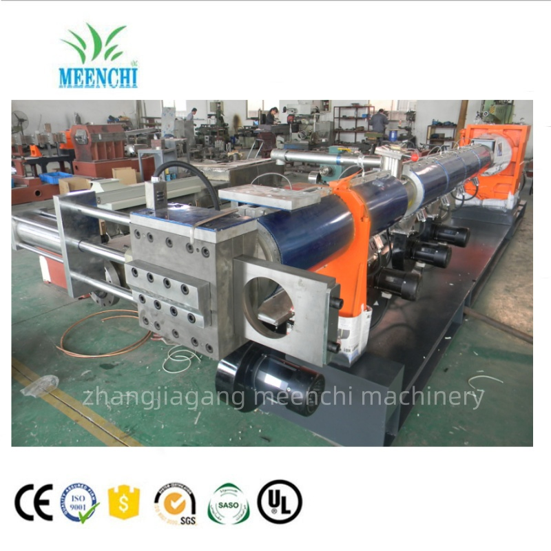Waste Washed Plastic Pet Bottle Flakes Scraps Granulating Pelletizing for Recycling Line