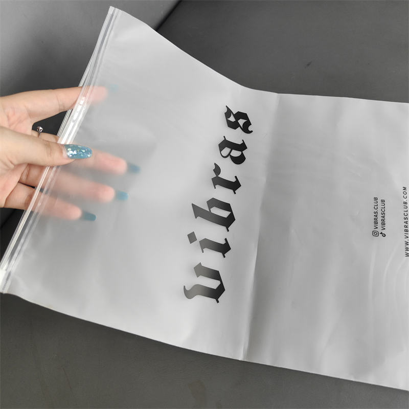 Custom Biodegradable Plastic Packaging Zipper Bags T Shirt Clothing Bags with Logo