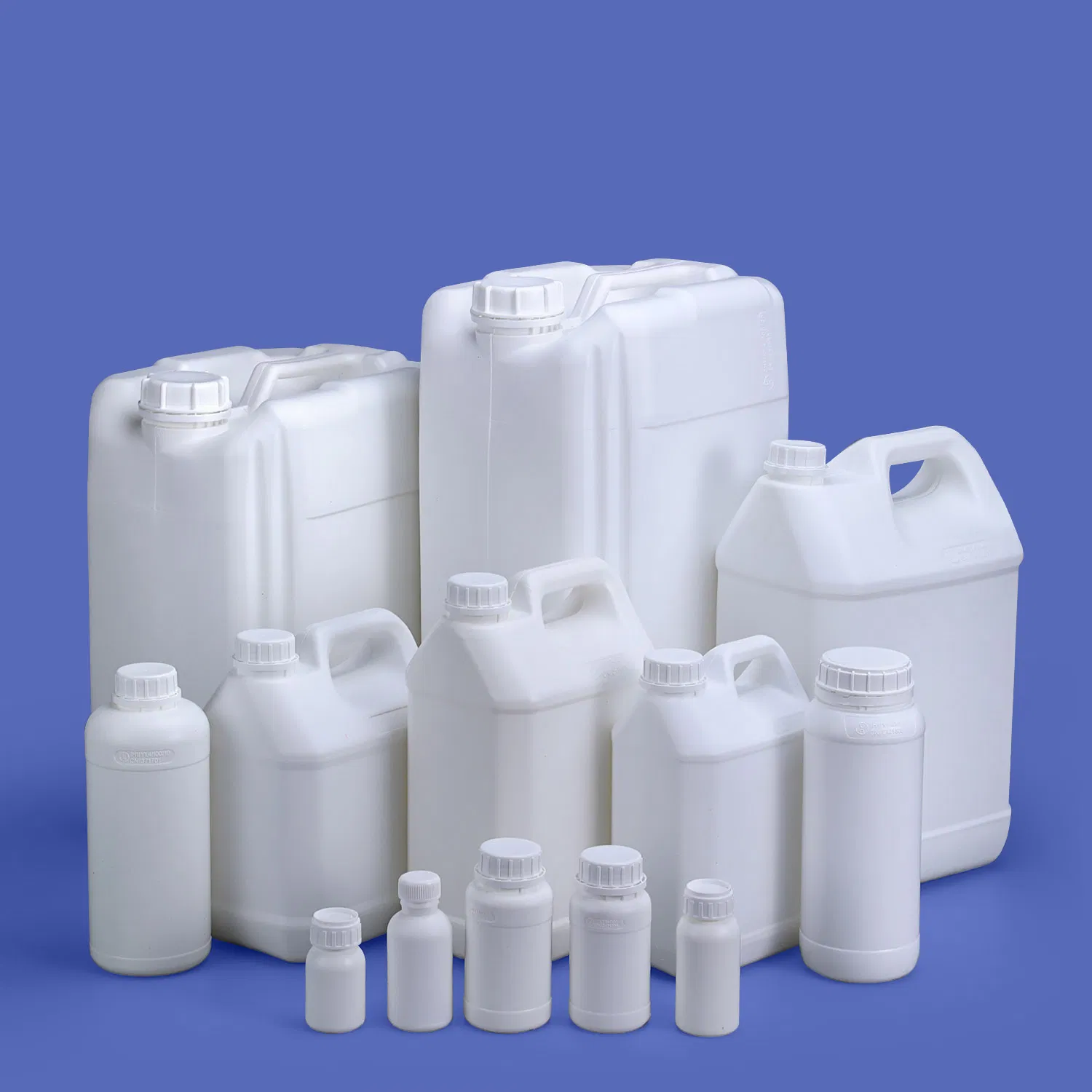 Durable Fluorinated HDPE Bottle for Pesticides with Screw Lid by Umetass