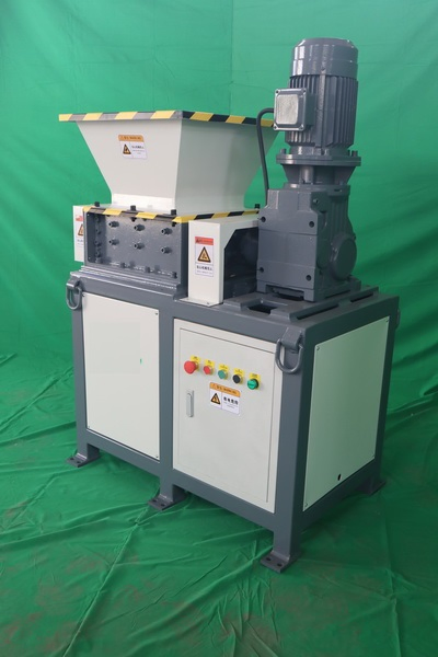 Best Price Widely Used Plastic Bottles Crushing Shredder